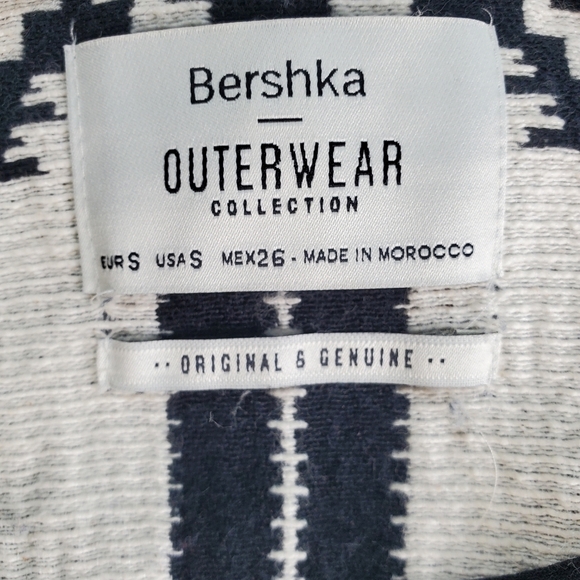 Bershka Outerwear Woven Black and White Fringe Wrap Jacket - Small - Picture 4 of 8